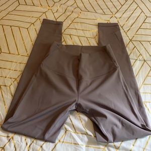 Lululemon high rise cool legging